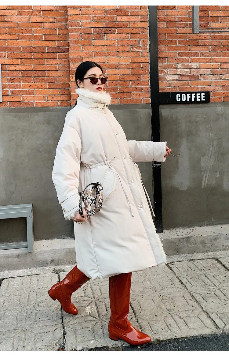 8GIRLS FAUX FUR TRIM PADDED LONG JACKET IN WHITE