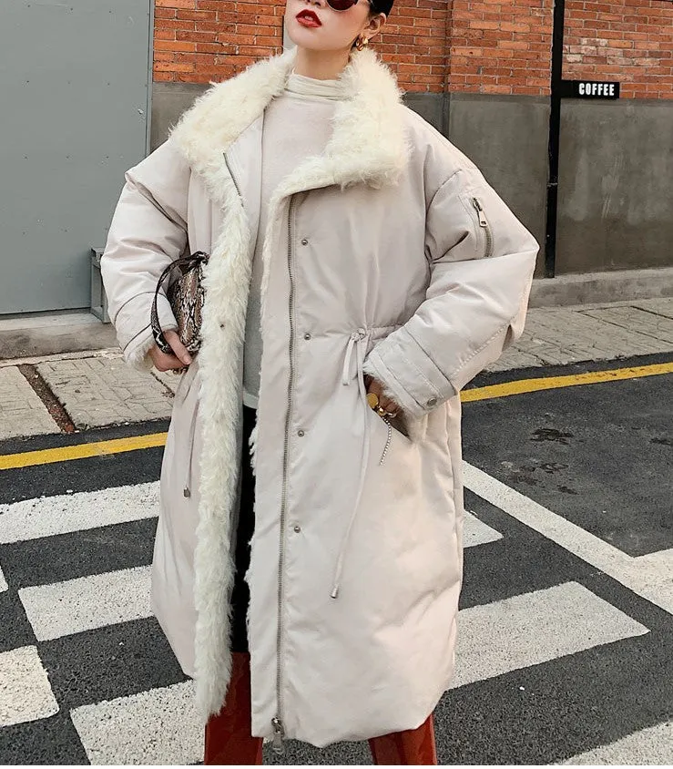 8GIRLS FAUX FUR TRIM PADDED LONG JACKET IN WHITE