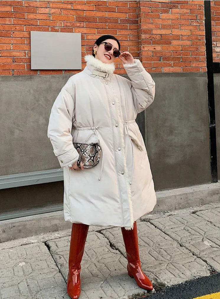 8GIRLS FAUX FUR TRIM PADDED LONG JACKET IN WHITE
