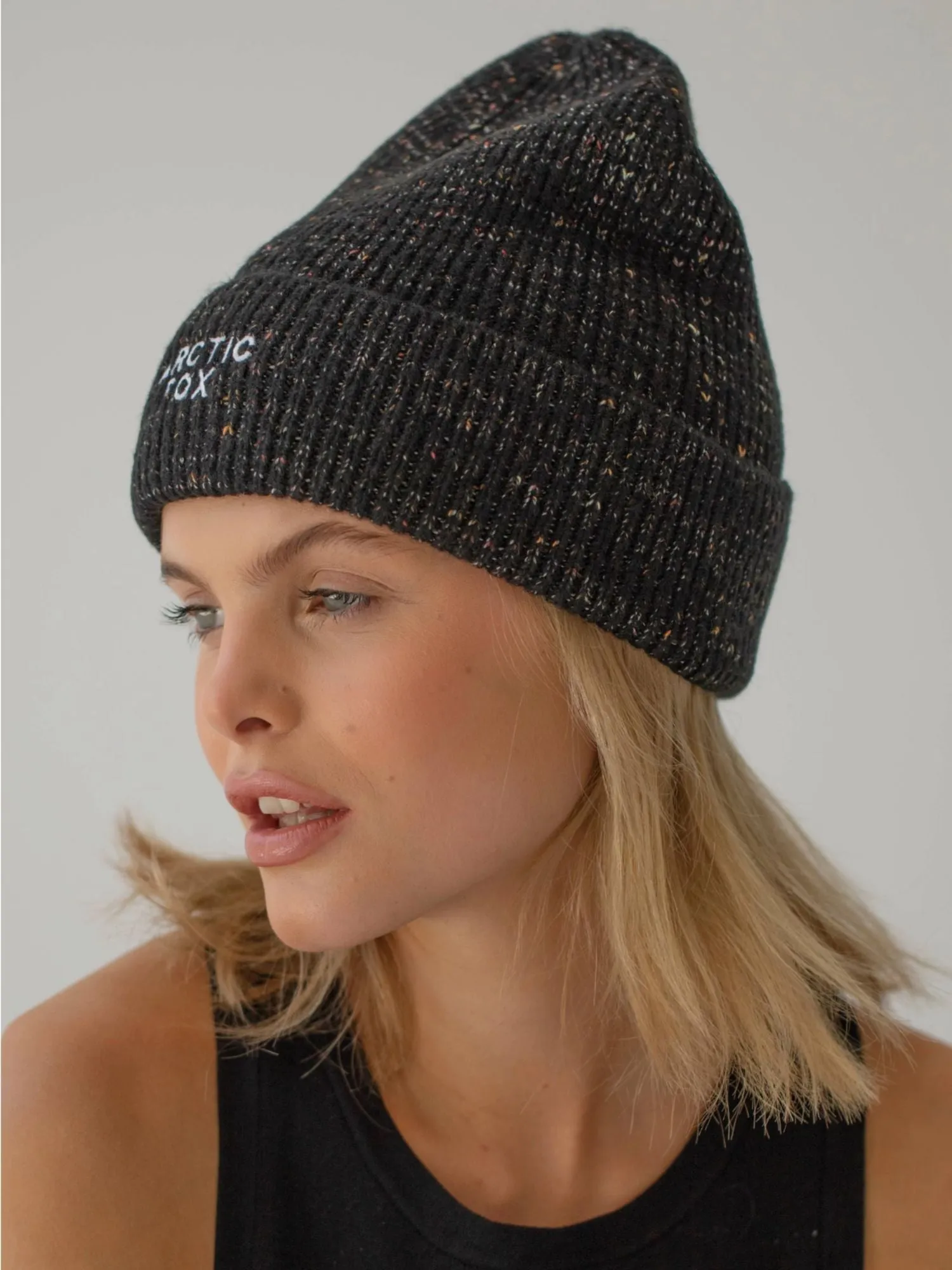 Arctic Fox Embroidered Wool Blend Beanie (Midnight)