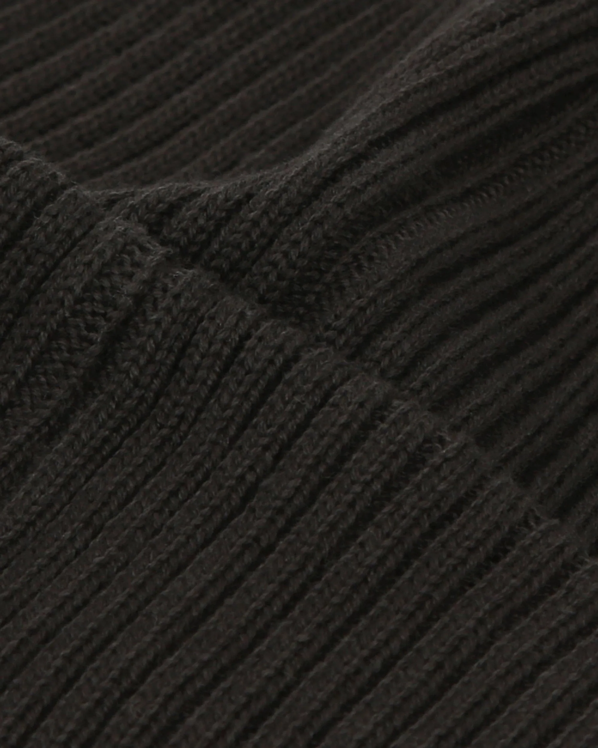 BEANIE / CROSS BOX LOGO / R CHARCOAL