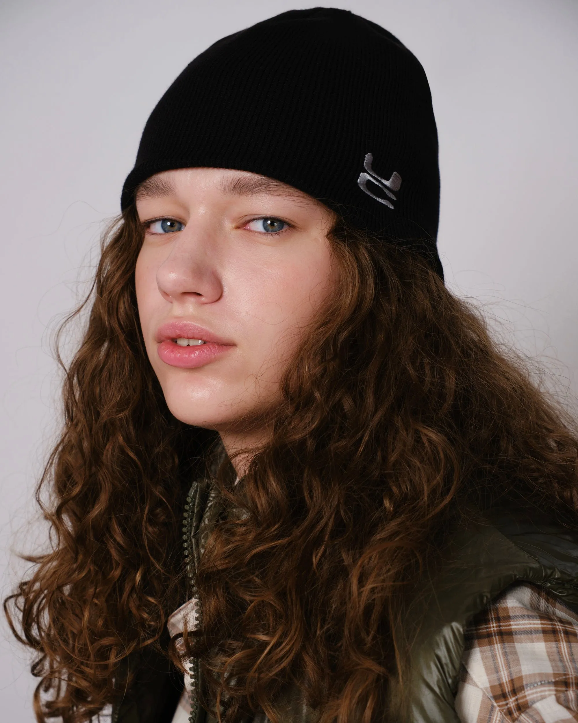 BEANIE / UC / NO CUFF / BLACK