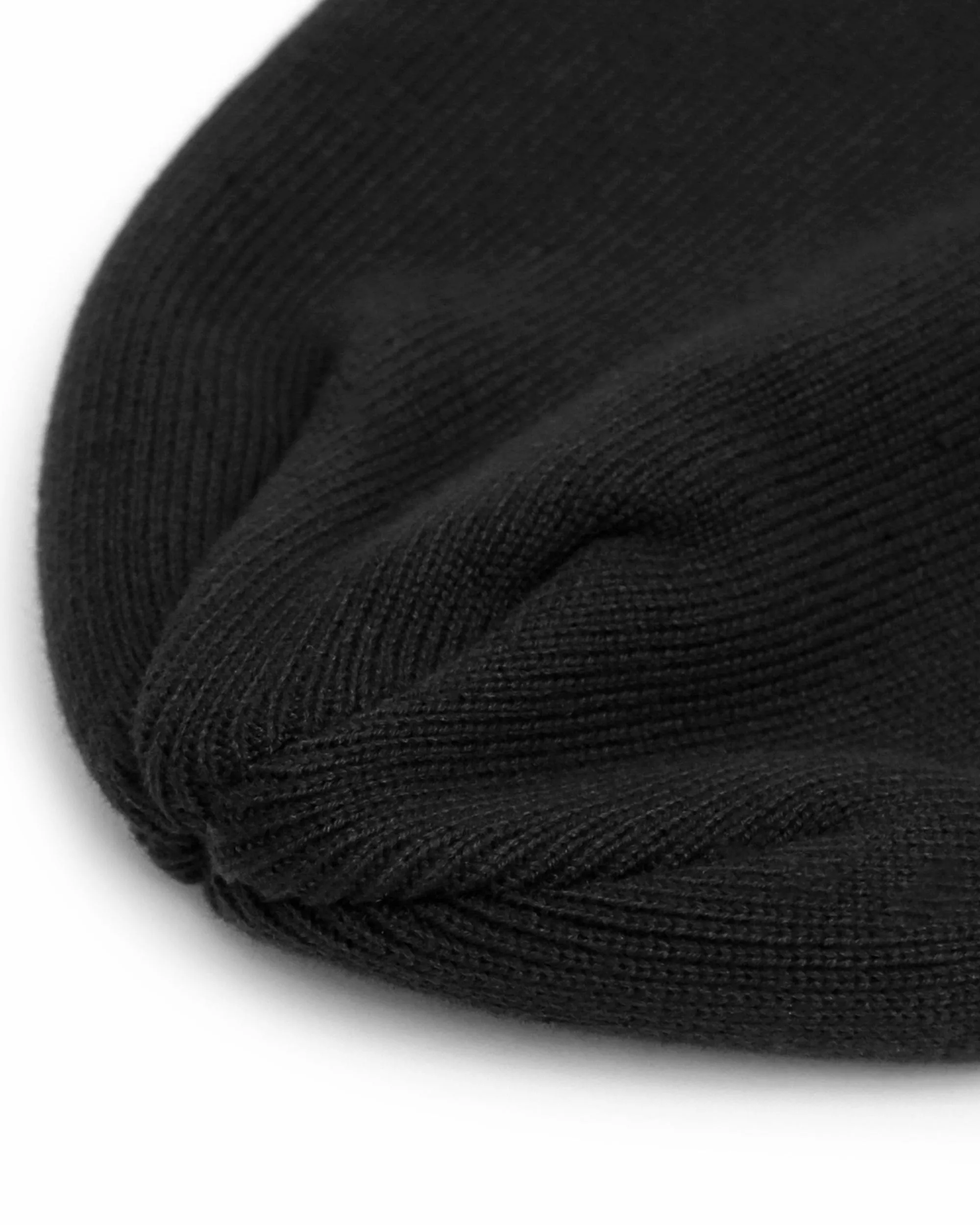 BEANIE / UC / NO CUFF / BLACK