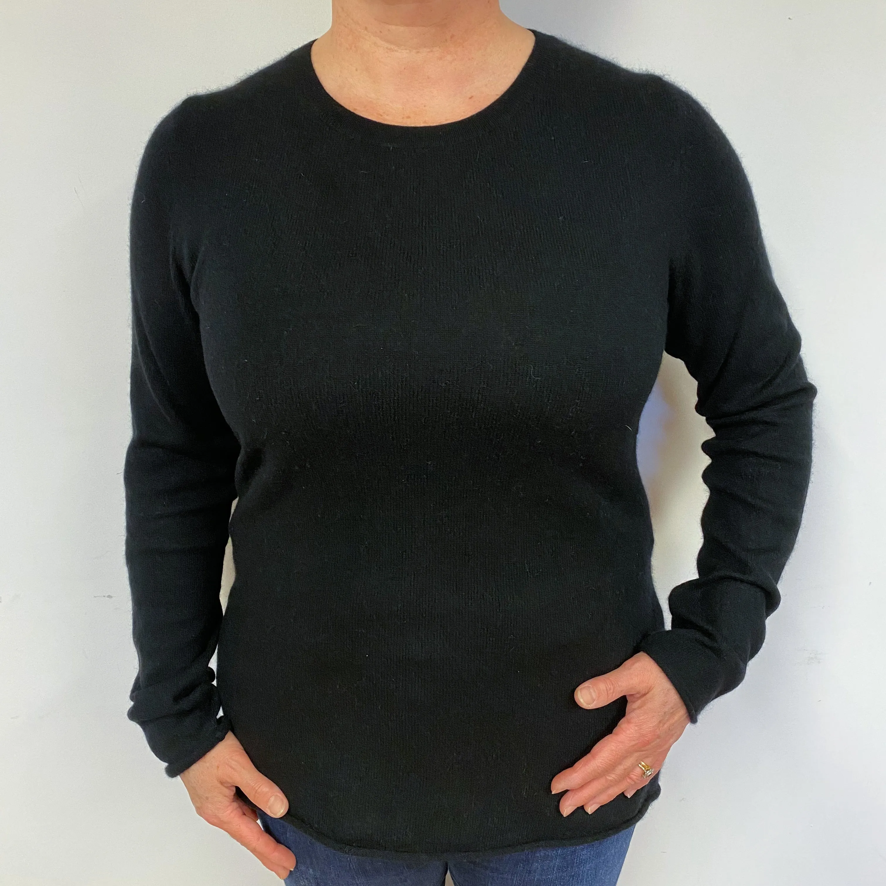 Black Cashmere Crew Neck Jumper Large.