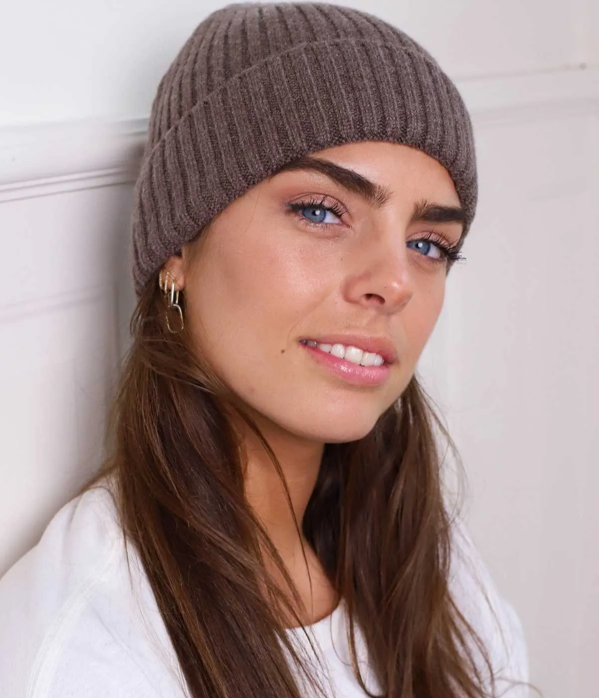 CABLE BEANIE.