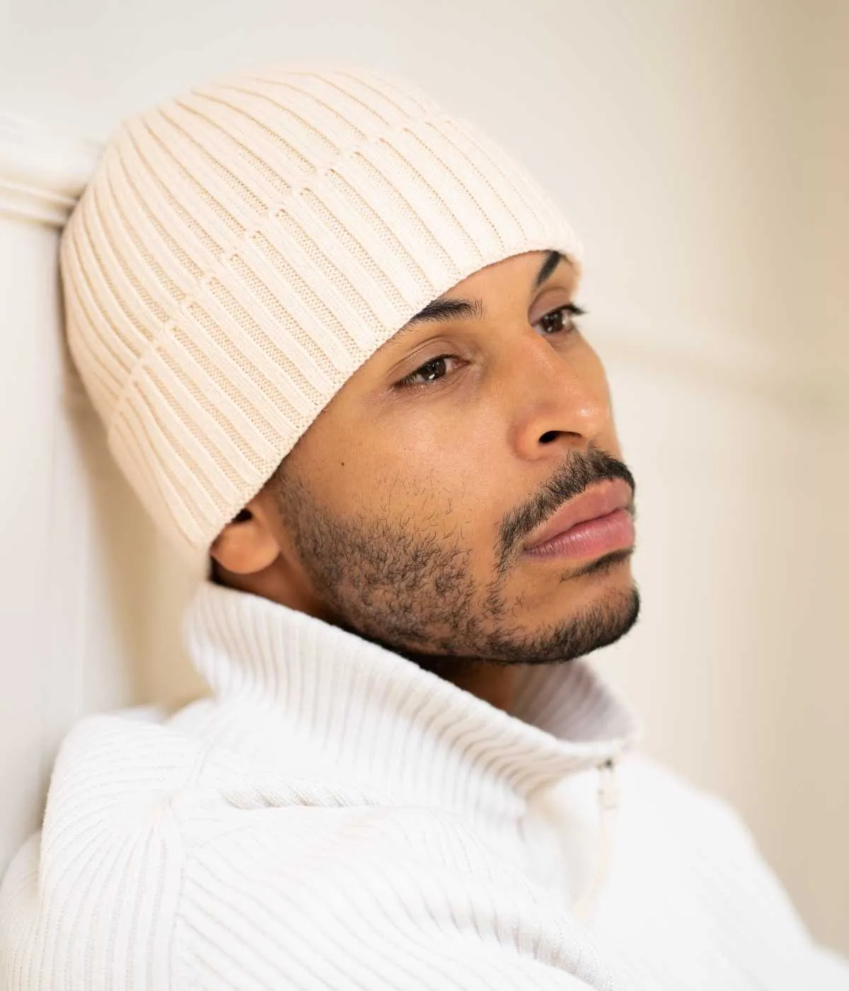 CABLE BEANIE.