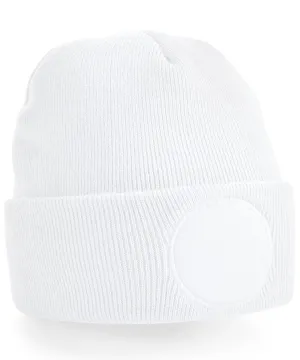 Circular patch beanie | White