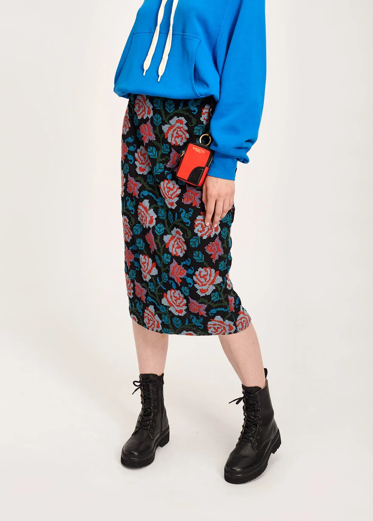 Long embo skirt