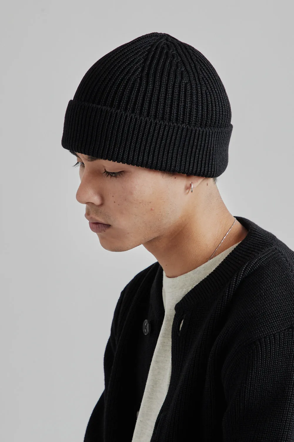 Medium Beanie - Black