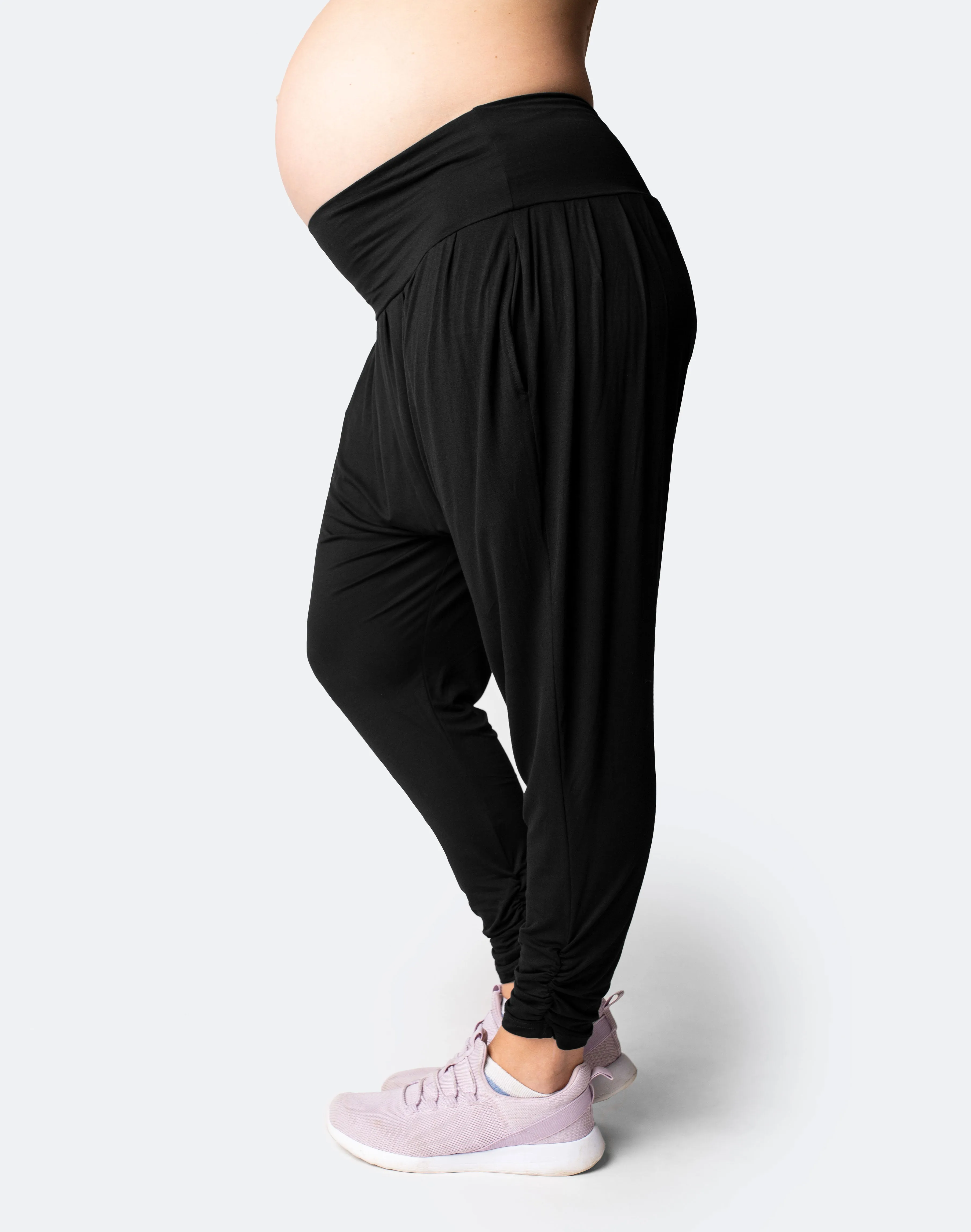 Relove ** Maternity Harem Pants - Cosy Me Black