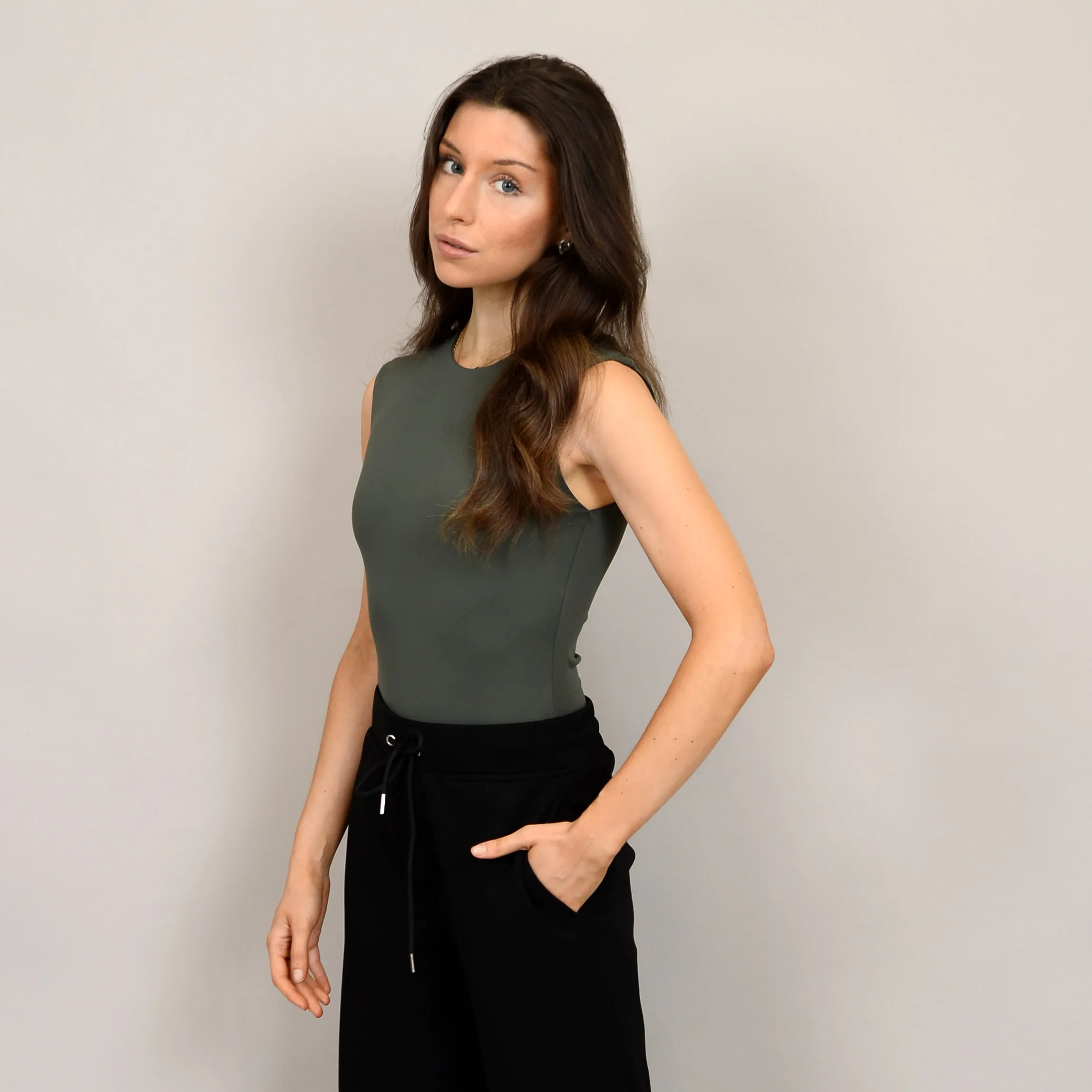 SECOND SKIN BY RD STYLE WOMEN'S ROXI SLEEVELESS CREWNECK BODYSUIT- DK IVY