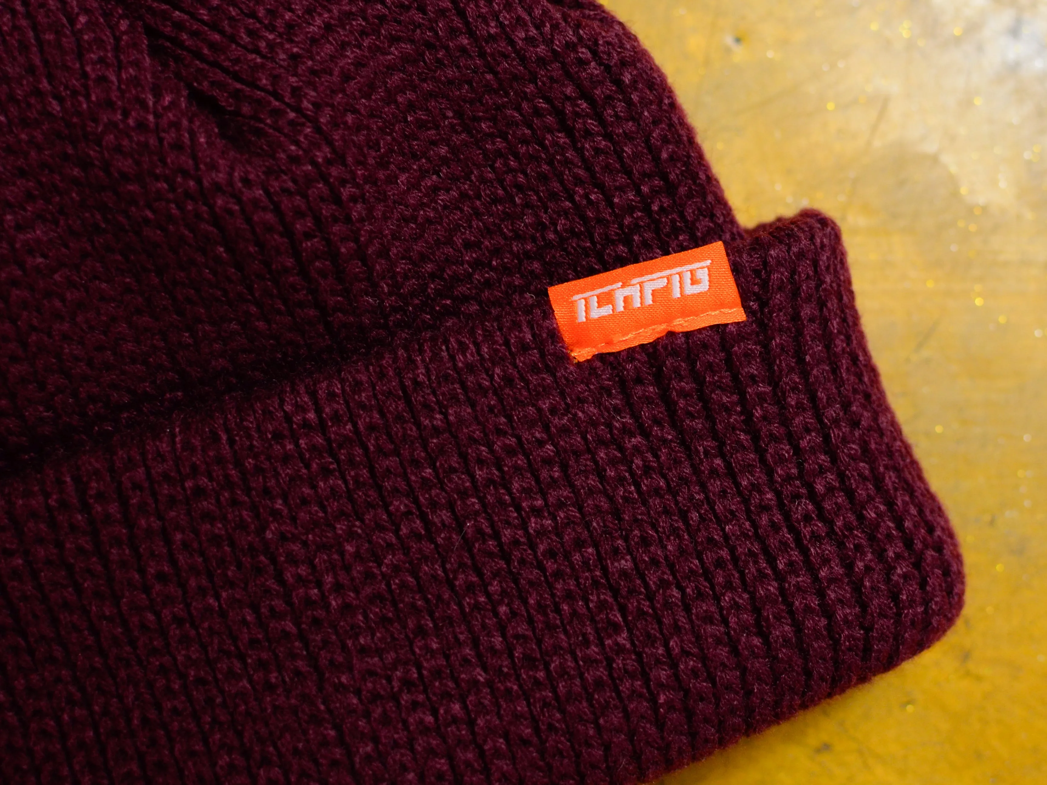Strike Southy Beanie - Plum