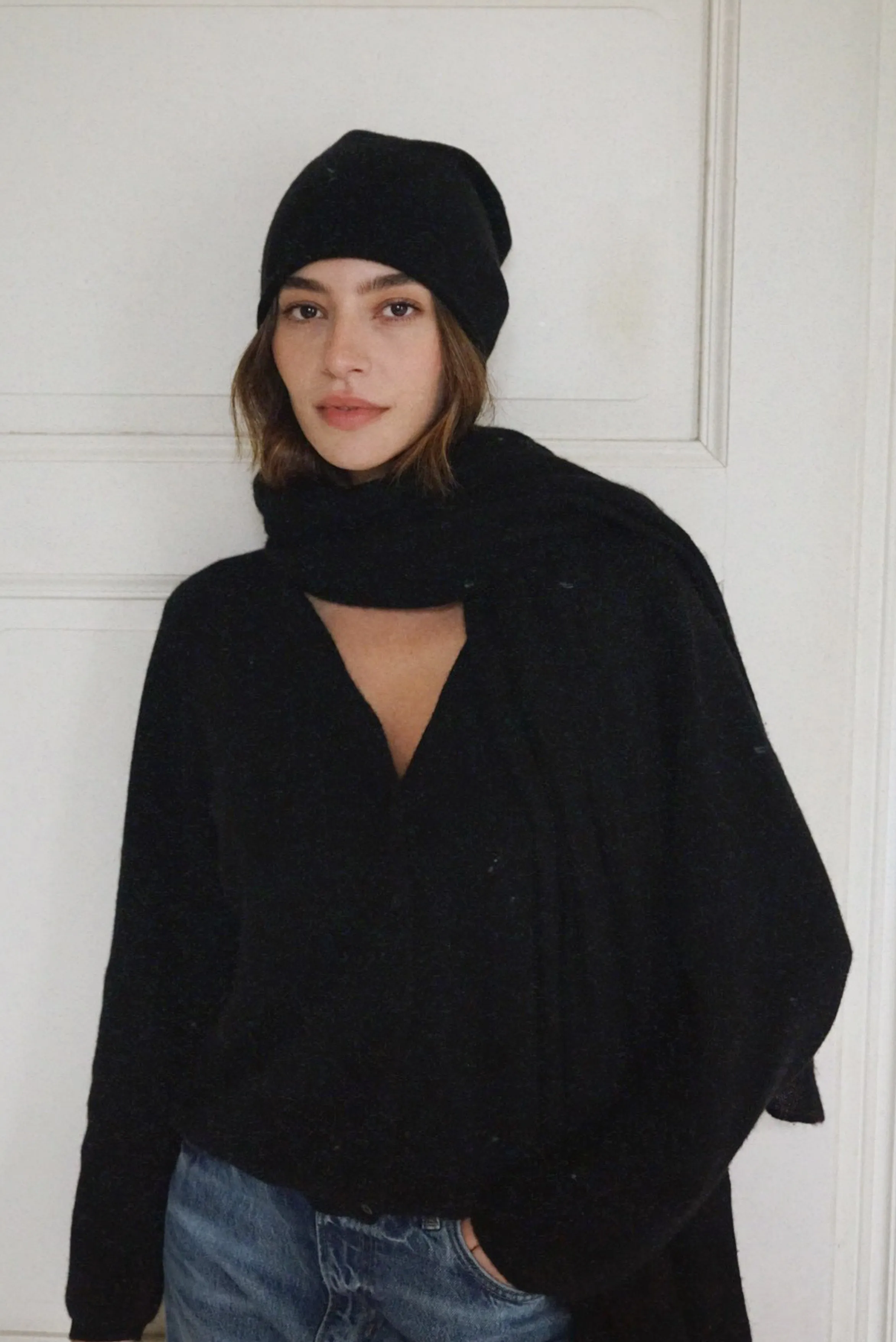 The Mathilda Cashmere Beanie // Noir