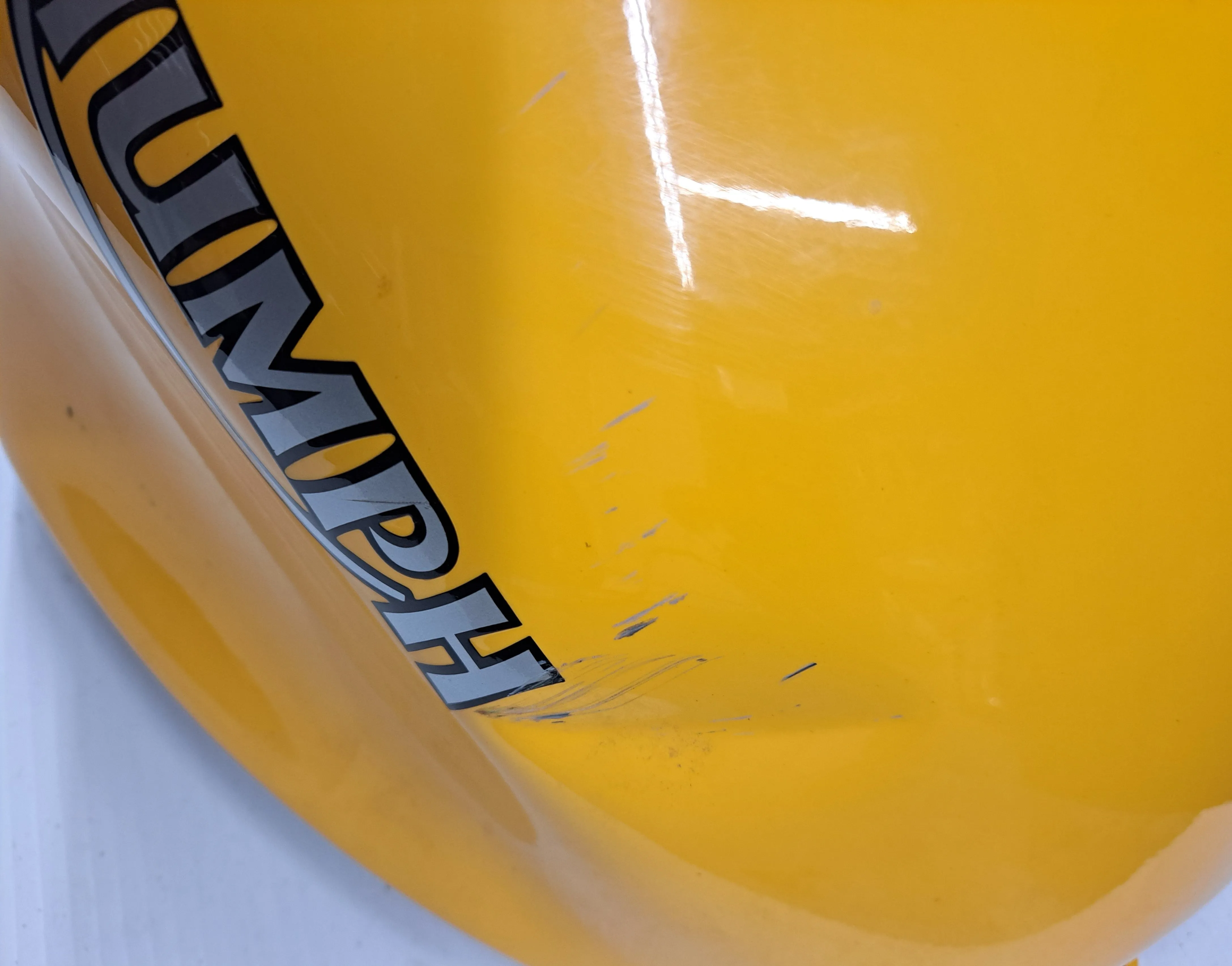 Triumph TT 600 Yellow Gas Tank