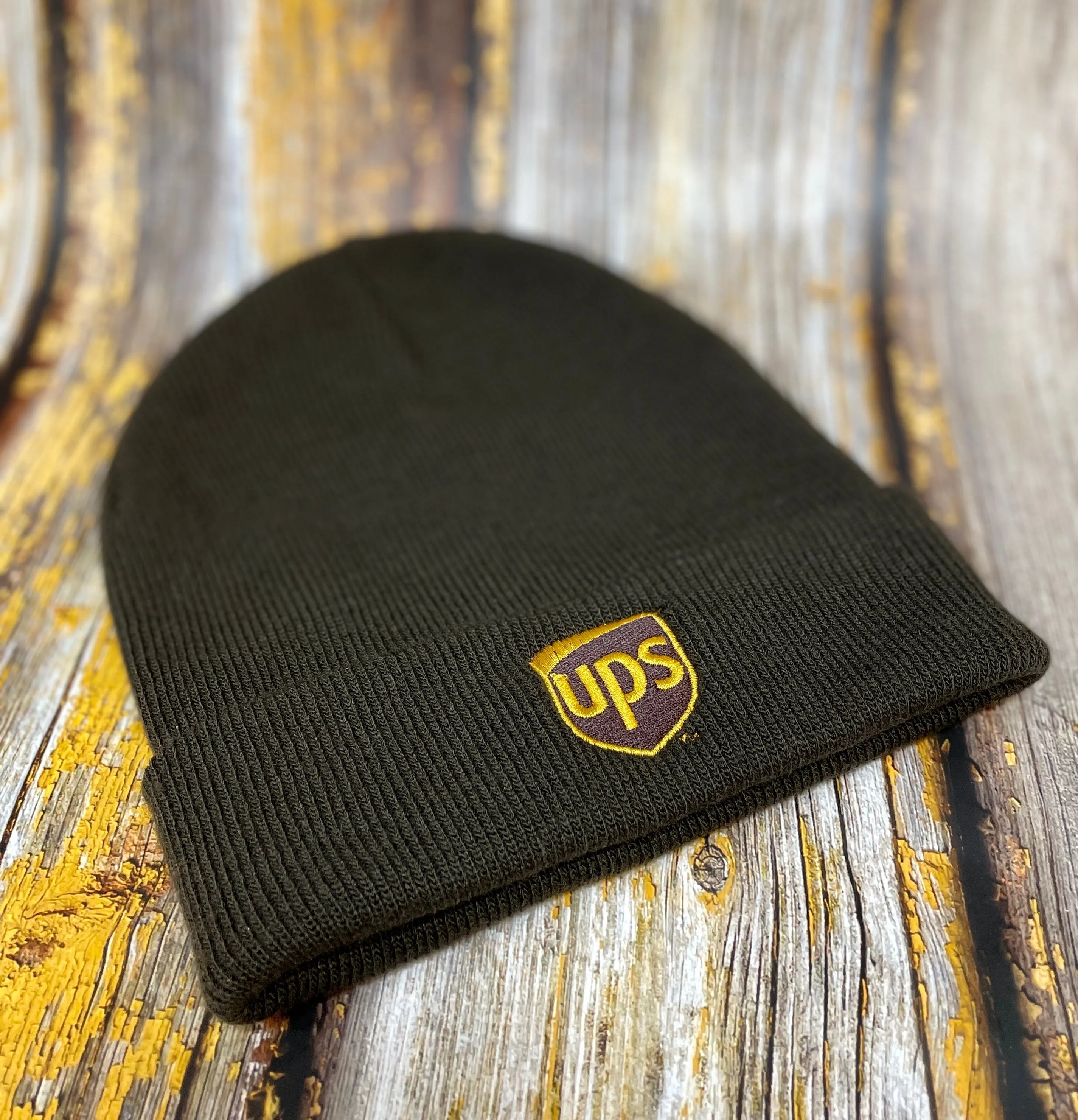 UPS - Beanie with Cuff