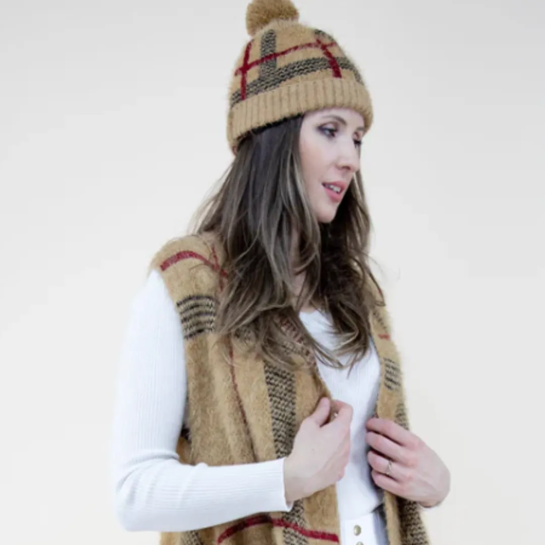 Very Moda Eyelash Plaid Beanie