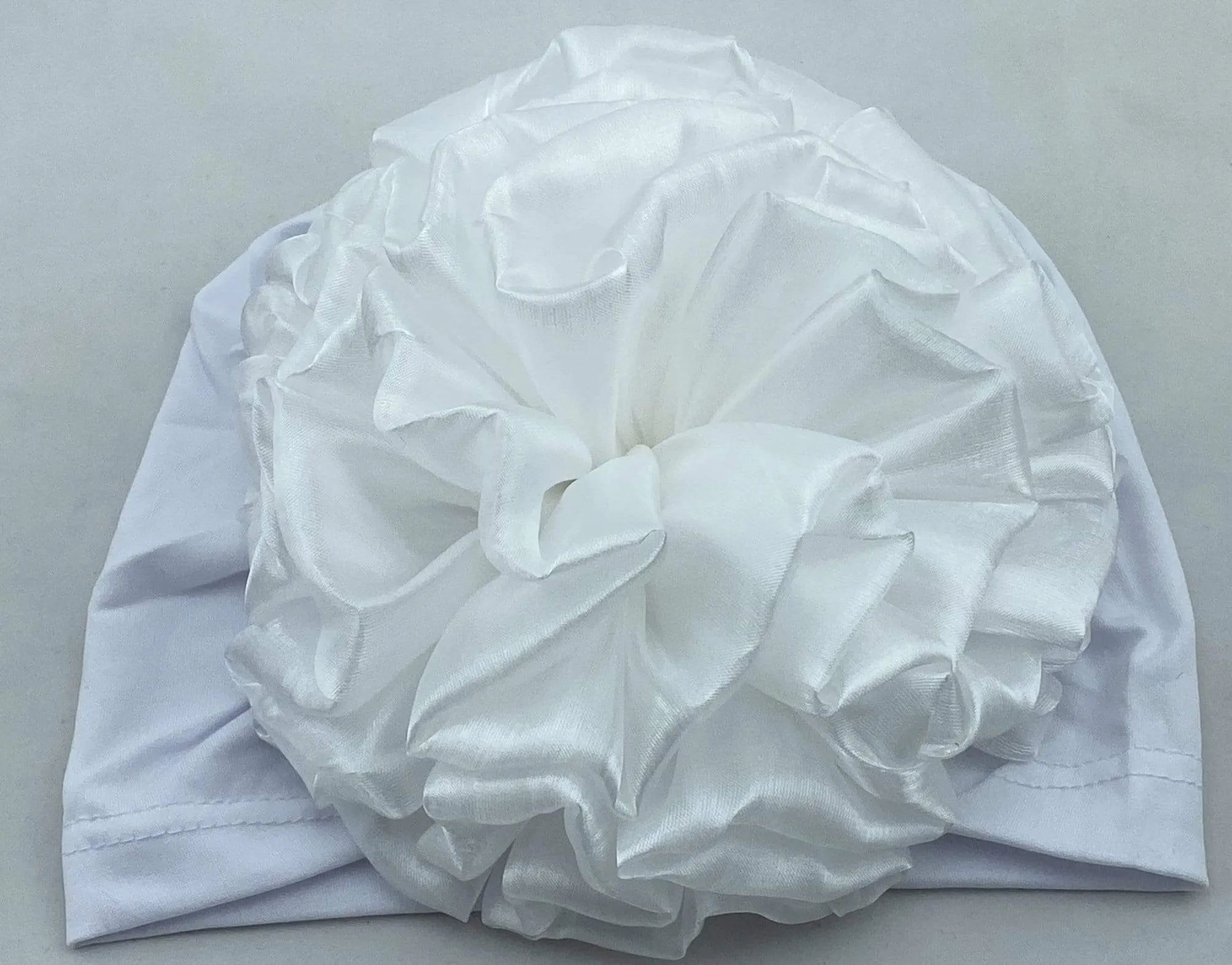 Volumizing Scrunchie Cap - White