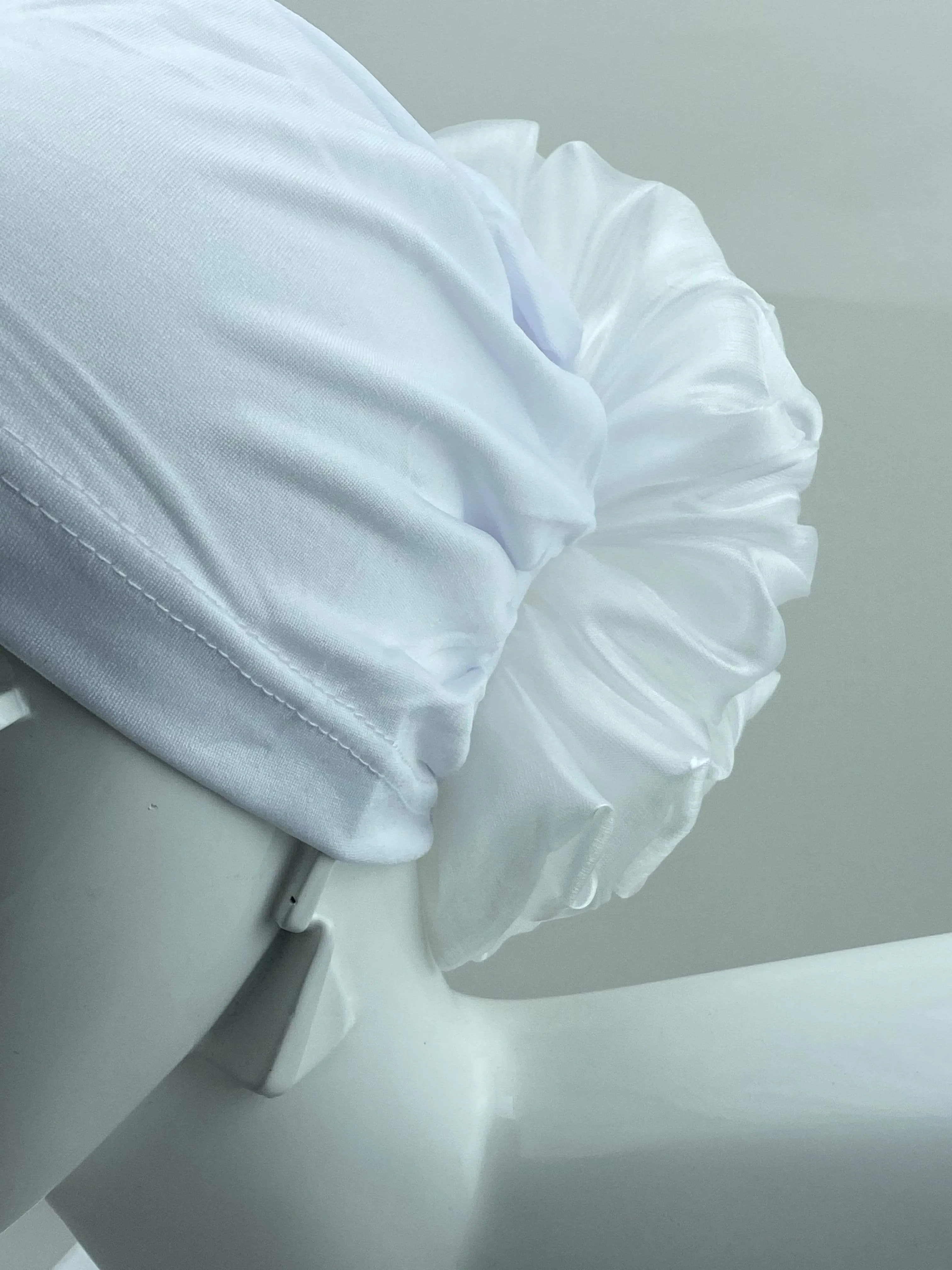 Volumizing Scrunchie Cap - White