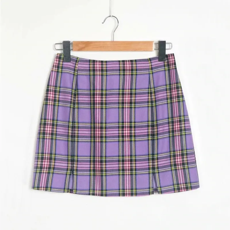 Women Zipper Opening Plaid Print Pencil Skirt With Two Small Front Slits in Grunge Style