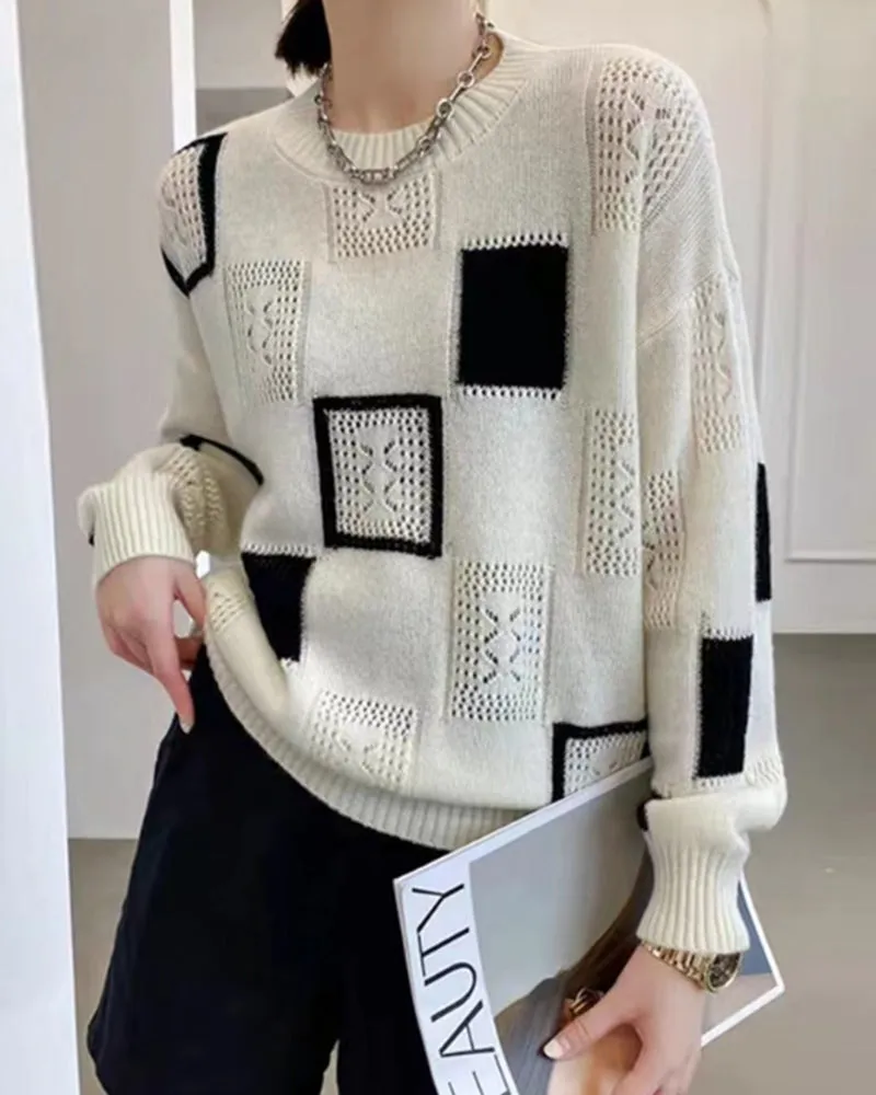 Women's Geometric Vintage Patchwork Jumper  | Ideal for Autumn/Winter